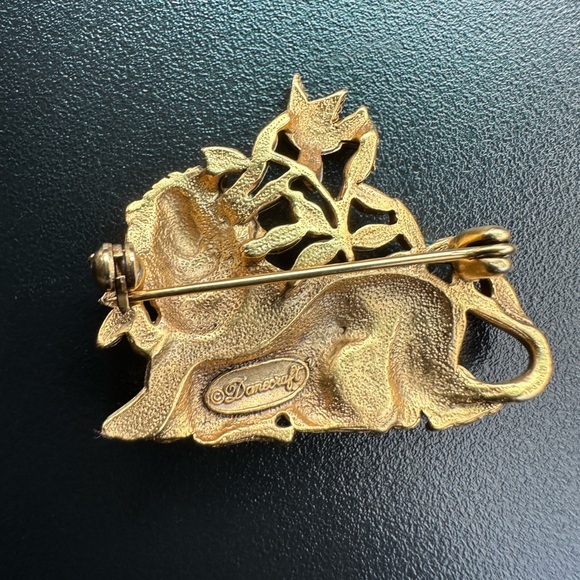 Vintage Signed Danecraft Lion Lamb Peace Dove Olive Branch Love Brooch - Picture 4 of 5